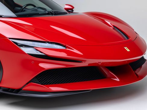 Certified 2025 Ferrari SF90 Spider AWD/4WD image 27