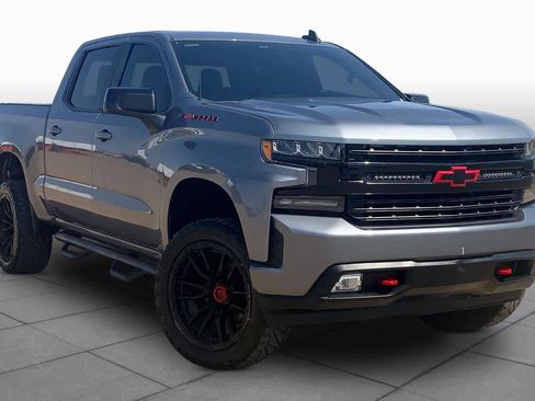 Used 2020 Chevrolet Silverado 1500 RST w/ Texas Edition AWD/4WD image 3