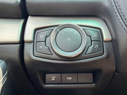 Used 2017 Ford Explorer Platinum AWD/4WD image 34