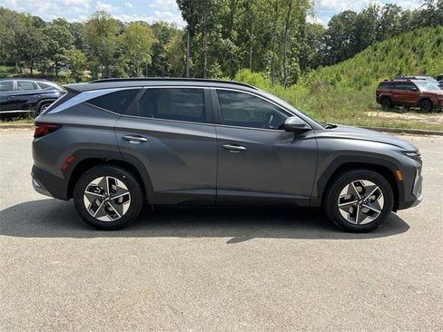 New 2025 Hyundai Tucson SEL image 7