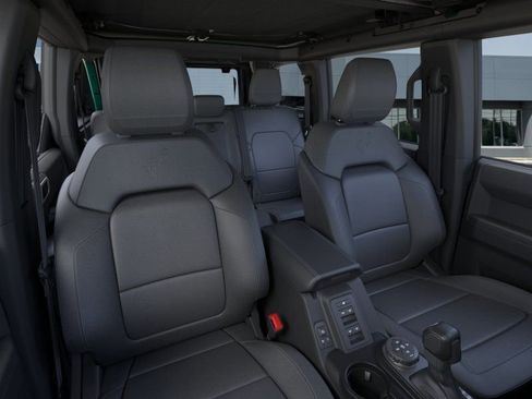 New 2025 Ford Bronco Outer Banks w/ Sasquatch Package AWD/4WD image 10