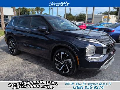 Used 2023 Mitsubishi Outlander SE