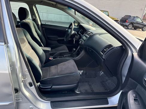 Used 2003 Honda Accord LX image 14