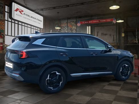 Used 2026 Kia Sportage EX w/ EX Panorama Roof Package FWD image 6