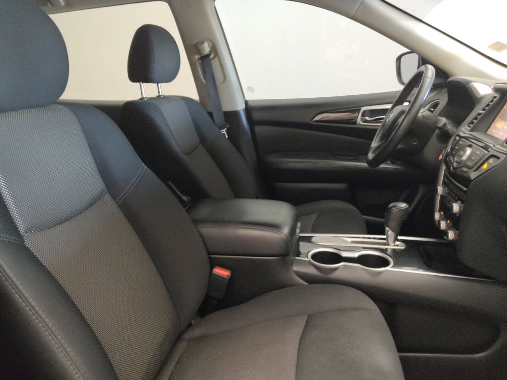 Used 2019 Nissan Pathfinder SV FWD image 21