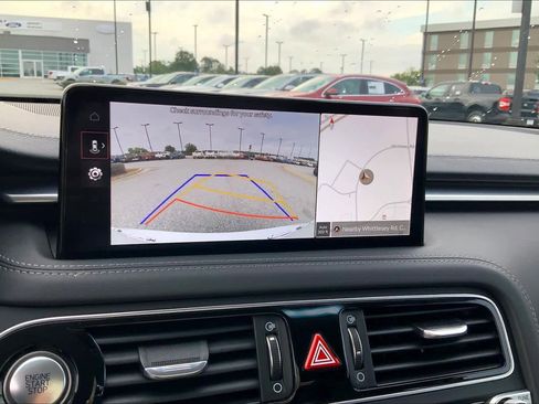 Used 2023 Genesis G70 2.0T image 52