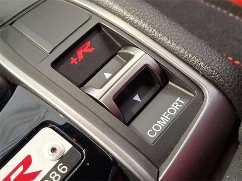 Used 2017 Honda Civic Type R image 23