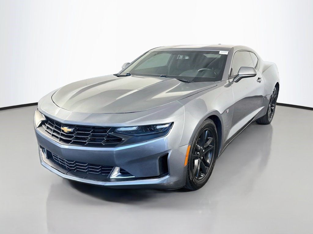 Used 2022 Chevrolet Camaro LS RWD image 4