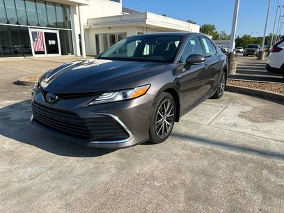 Used 2021 Toyota Camry XLE