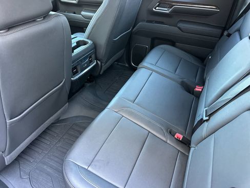 Used 2024 GMC Sierra 1500 Elevation w/ Elevation Premium Package AWD/4WD image 4