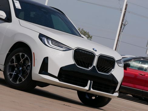 New 2026 BMW X3 xDrive30i w/ M Sport Package AWD/4WD image 31