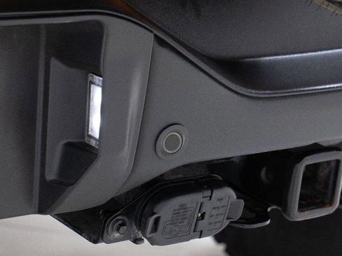 Used 2021 Ford Bronco Badlands image 33