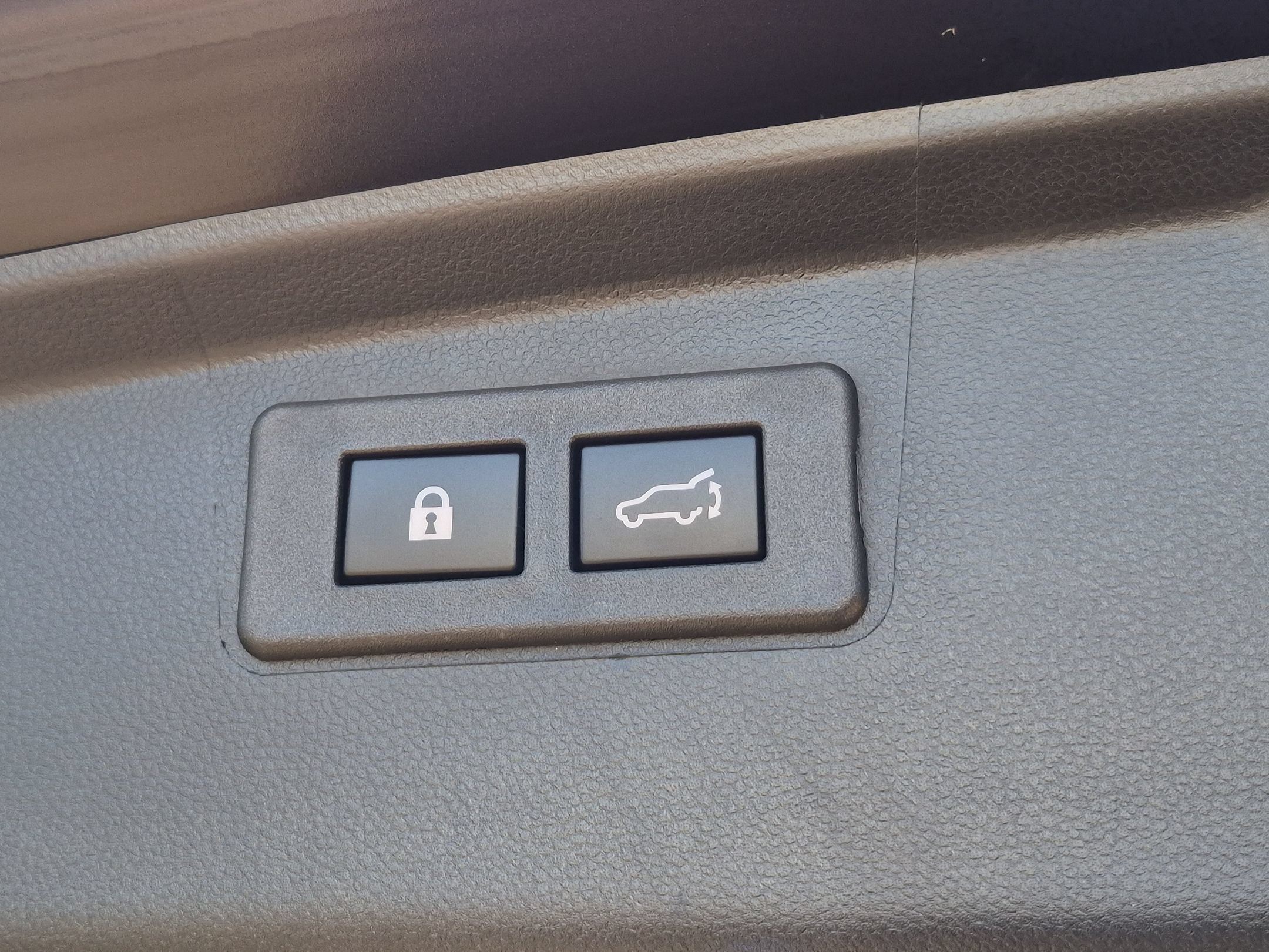 Certified 2025 Subaru Outback Premium AWD/4WD image 25