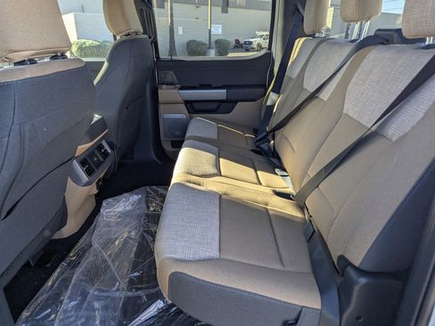 New 2026 Ford F250 XLT w/ XLT Premium Package AWD/4WD image 10