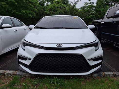 Certified 2026 Toyota Corolla SE FWD image 3