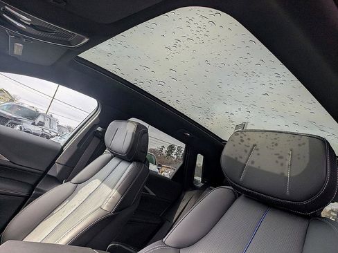 Certified 2025 Cadillac Lyriq Luxury image 12