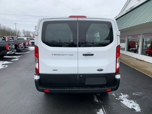 Used 2023 Ford Transit 250 Low Roof AWD w/ Exterior Upgrade Package image 5