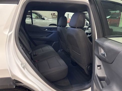 Used 2025 Chevrolet Equinox LT w/ Safety and Technology Package AWD/4WD image 14