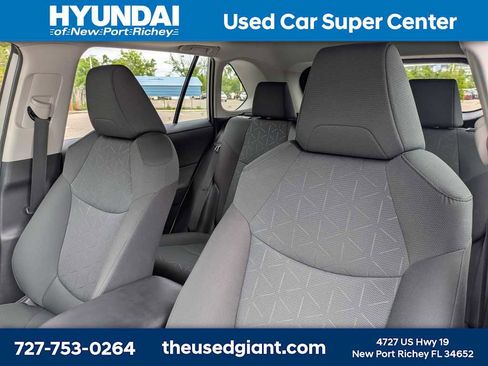 Used 2023 Toyota RAV4 XLE w/ Convenience Package image 8