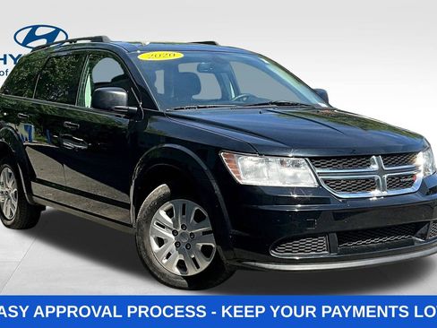 Used 2020 Dodge Journey SE w/ SE Popular Equipment Group FWD image 3