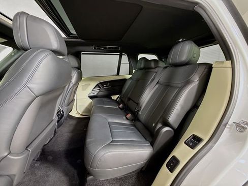 Certified 2024 Land Rover Range Rover Long Wheelbase SE image 24