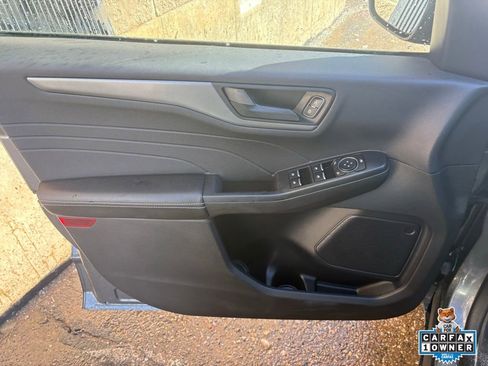 Used 2025 Ford Escape Active image 15
