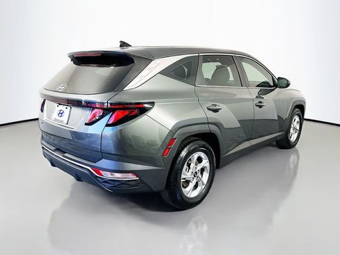 Certified 2022 Hyundai Tucson SE image 5