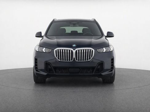 Certified 2024 BMW X5 xDrive40i w/ M Sport Package AWD/4WD image 6