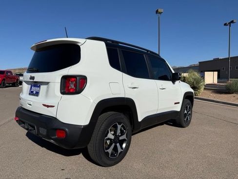 Used 2022 Jeep Renegade Trailhawk w/ Trailer Tow Group AWD/4WD image 5