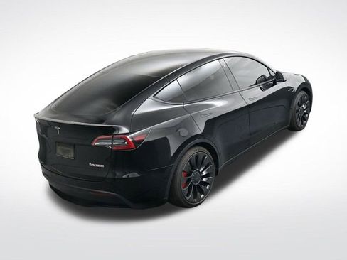 Used 2022 Tesla Model Y Performance image 18