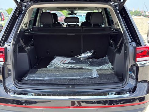 New 2026 Volkswagen Atlas SEL AWD/4WD image 9
