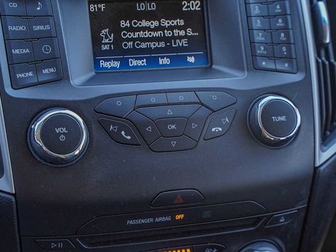 Used 2017 Ford Edge SEL image 18