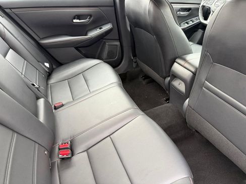 Used 2024 Nissan Sentra SR w/ SR Premium Package image 22