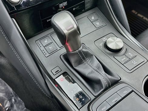 Used 2022 Lexus IS 350 F Sport RWD image 17