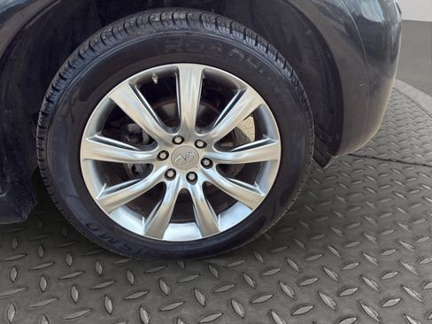 Used 2014 INFINITI QX80 2WD w/ Deluxe Touring Package image 24