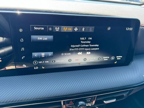 Used 2025 Nissan Kicks SR w/ SR Premium Package AWD/4WD image 20