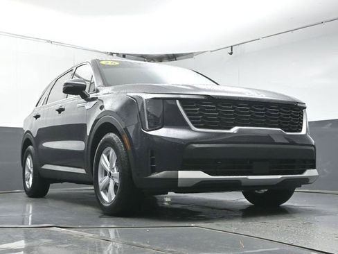 Used 2026 Kia Sorento LX FWD image 33
