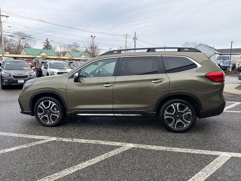 Used 2023 Subaru Ascent Touring image 3