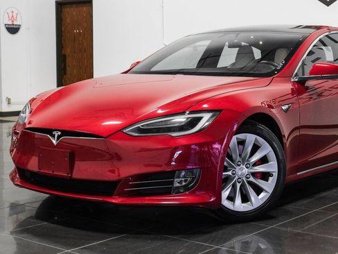 Used 2018 Tesla Model S P100D image 9