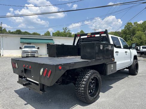 Used 2015 Chevrolet Silverado 3500 W/T w/ WT Convenience Package AWD/4WD image 6