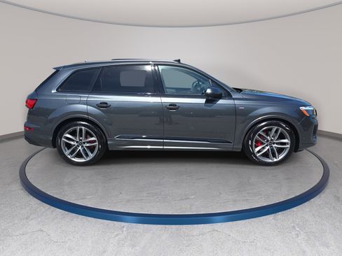 New 2026 Audi Q7 3.0T Prestige image 4