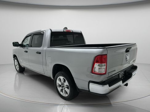 Used 2024 RAM 1500 Big Horn AWD/4WD image 7
