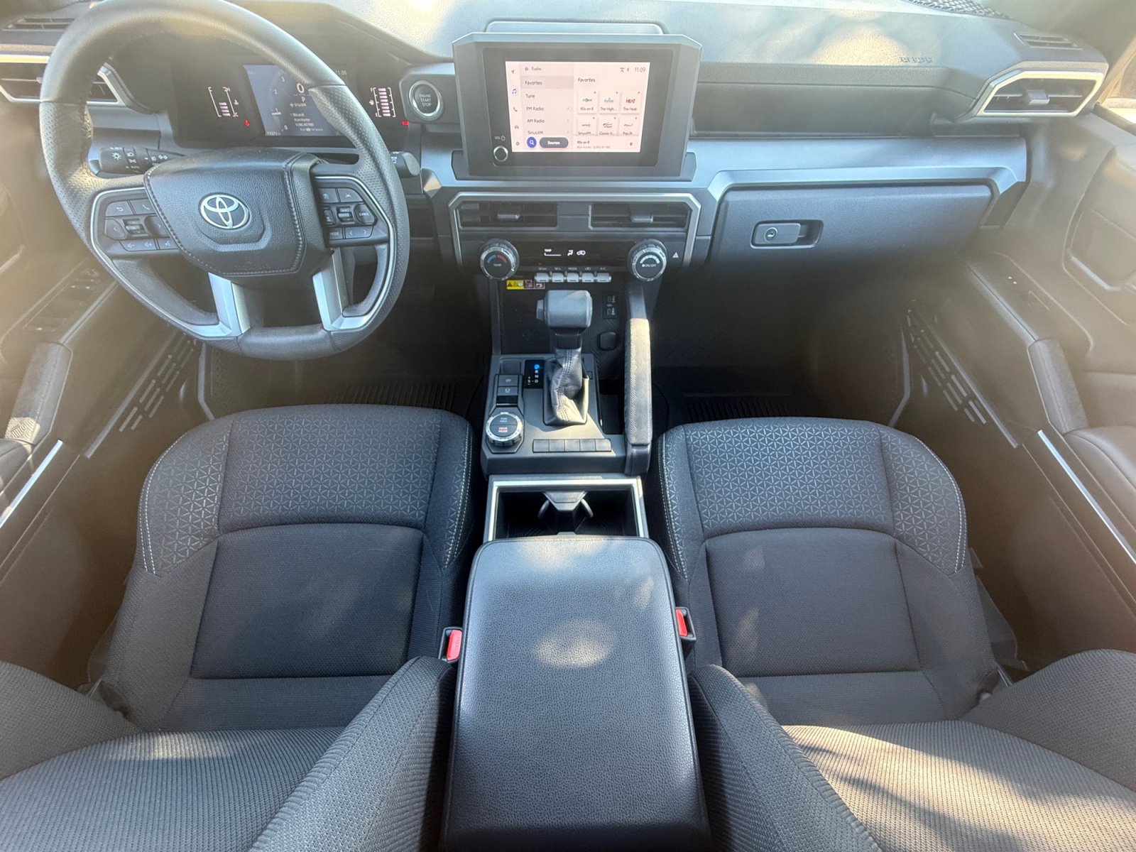 Used 2026 Toyota 4Runner SR5 RWD image 17