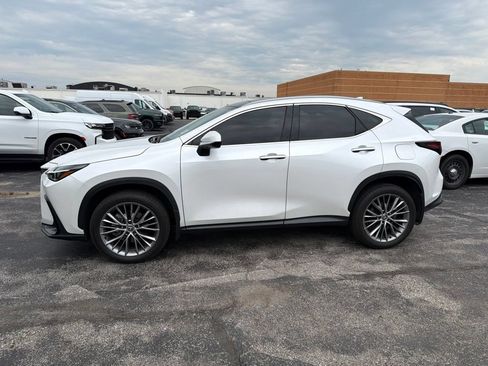 Used 2024 Lexus NX 350 AWD image 2