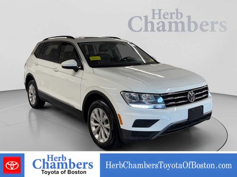 Used 2018 Volkswagen Tiguan SE w/ Panoramic Sunroof Package AWD/4WD image 1