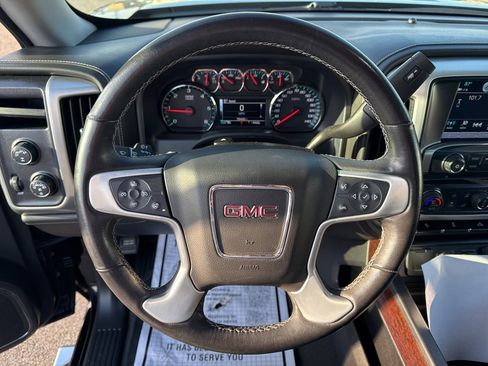 Used 2018 GMC Sierra 1500 SLT w/ SLT Premium Package image 17