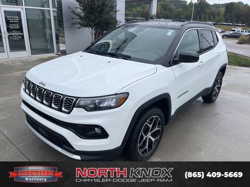 Used 2024 Jeep Compass Limited image 1