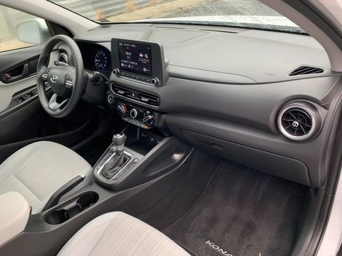 Used 2023 Hyundai Kona SEL w/ Cargo Package image 11