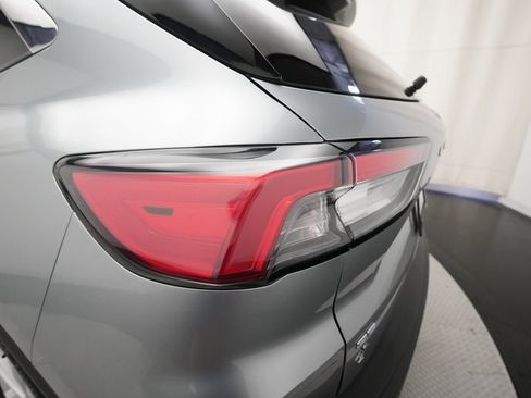 Used 2022 Ford Escape SE w/ Convenience Package image 32