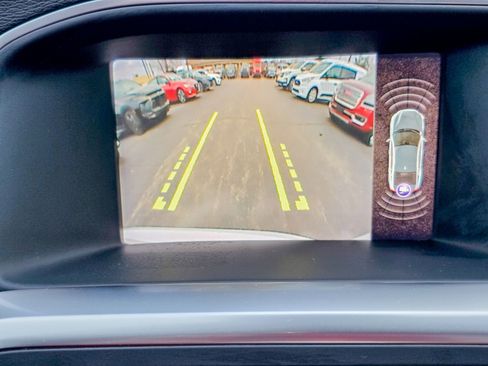 Used 2018 Volvo S60 T5 Inscription image 45